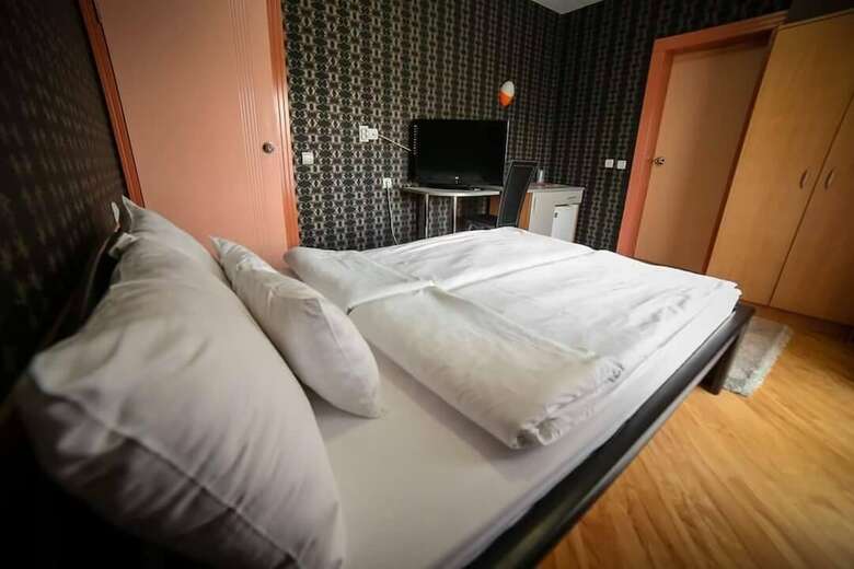 Garni Hotel Radovi?
