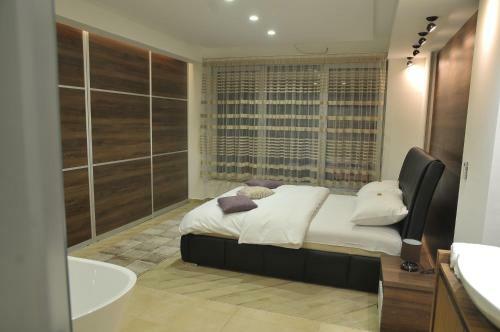 Boutique H&m Lux Apartment