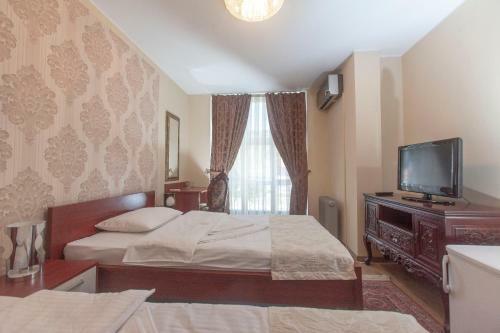 B&B Agu?evi?