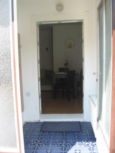 Green Apartment