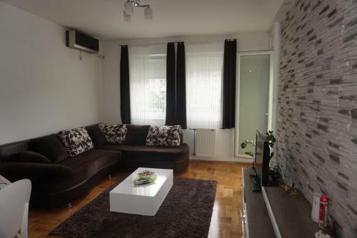 New Cozy Modern Apartment