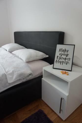 New Cozy Modern Apartment