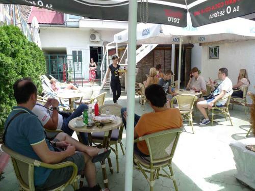 Hostal Guest House Perla