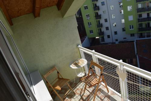 Apartment In City Center
