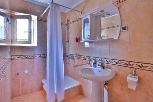 Hostal Guest House Mali Homtel