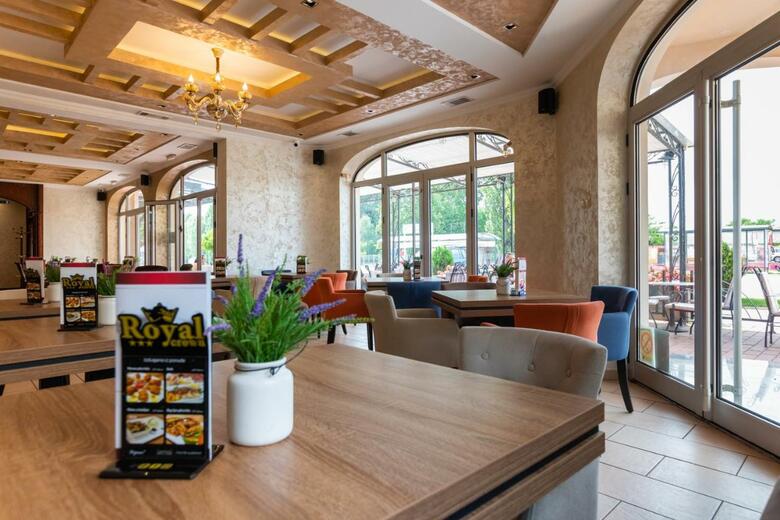 Hotel Royal Crown Garni