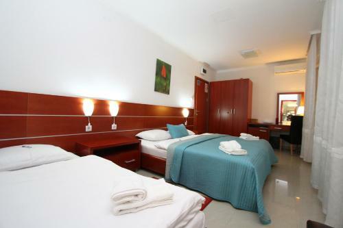 Hostal Guesthouse Villa Inn