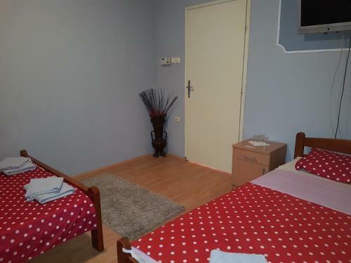 Motel Rooms Kod Simketa
