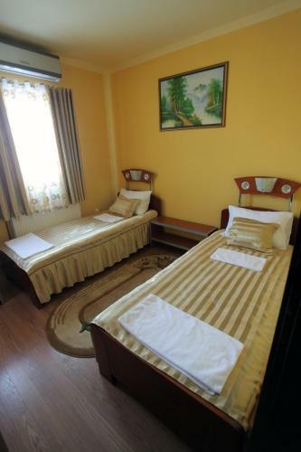 Hostal Villa Atina