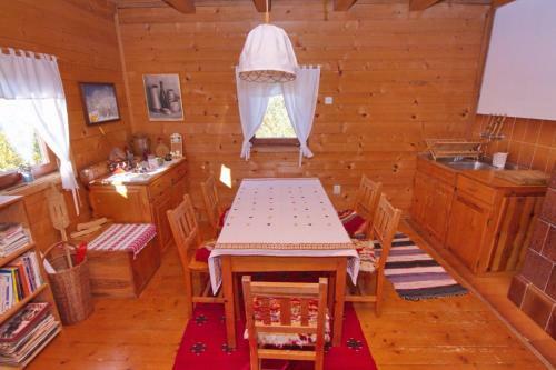 Lodge Cabin Menka