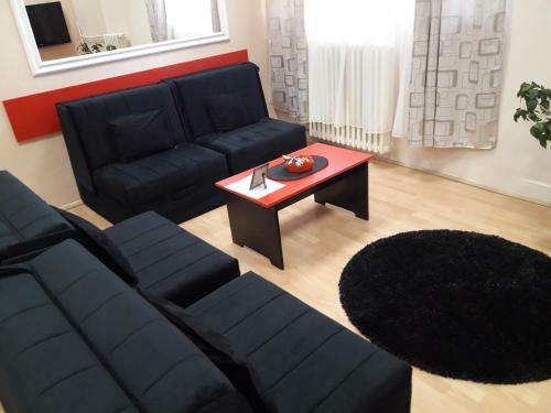 Hostal Olympic Residence Hotel