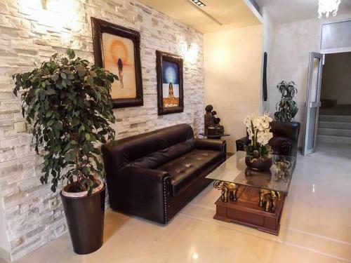 Hostal Guesthouse Vila Dnd