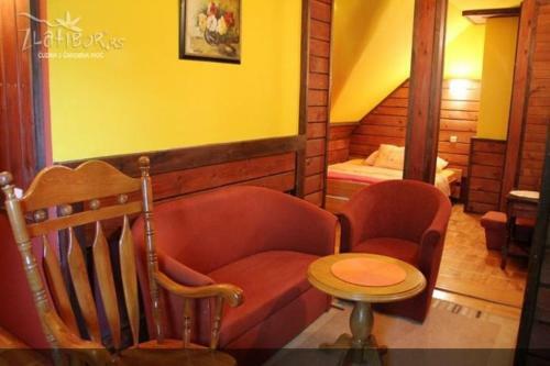 Hostal Guest House Alpska Vila