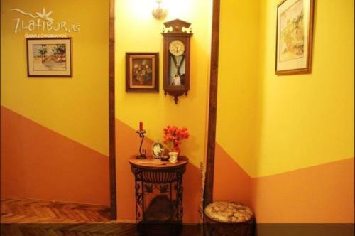 Hostal Guest House Alpska Vila