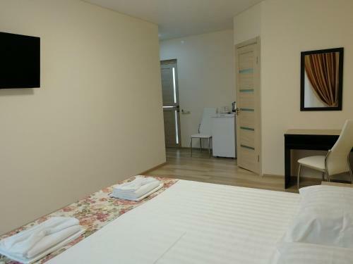 Hostal Briz Guest House