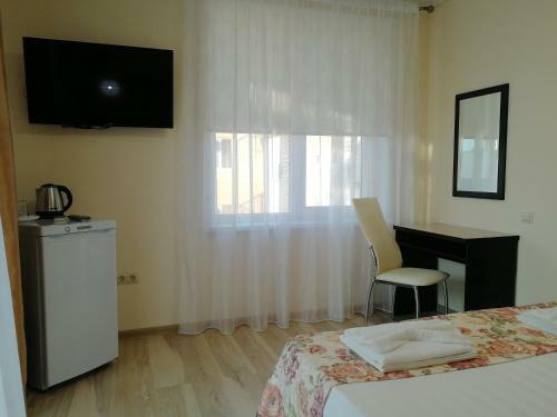 Hostal Briz Guest House