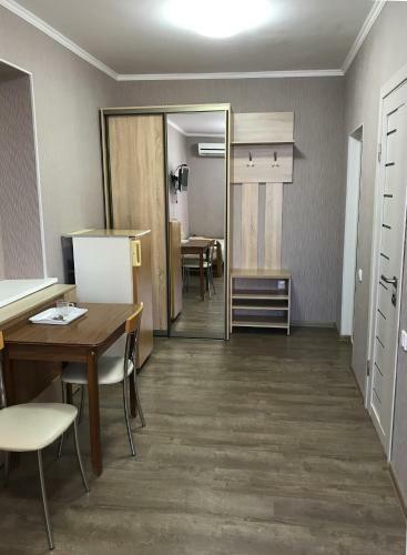 Hostal Guest House Equator