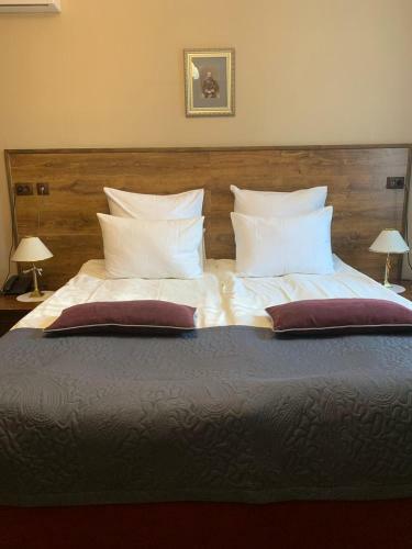 Hotel Imeniye Altun Lake House