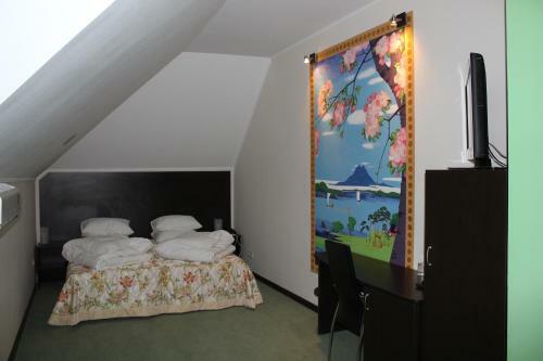Iris Hotel