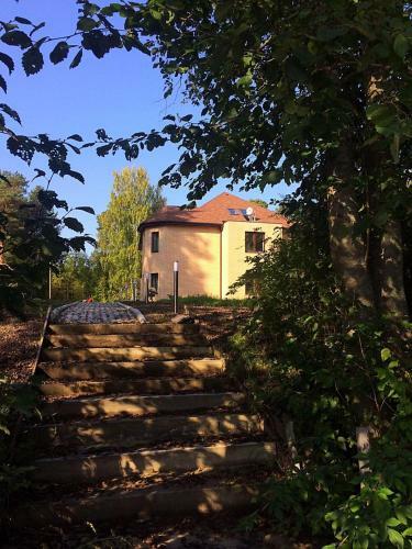 Hostal River House