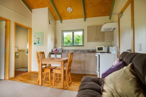 Longbourne Lodge Motel