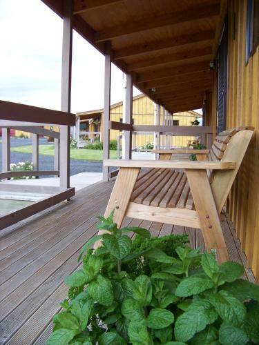 Longbourne Lodge Motel