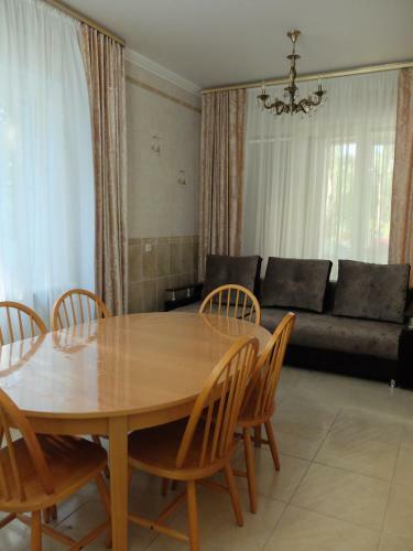 Apartment Guzel