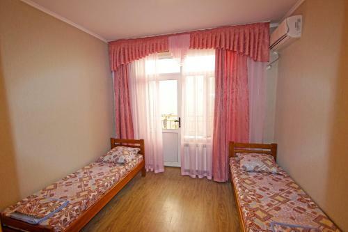 Hostal Guest House On Turgeneva 172a