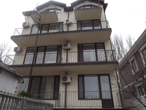 Hostal Guest House Lukomorye