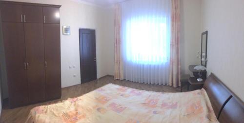 Apartment On Golubtsa 9