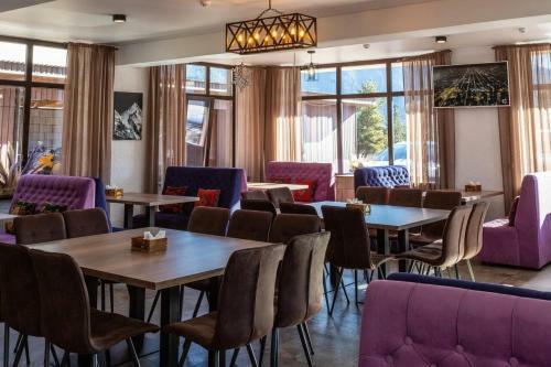 Rahat Hotel