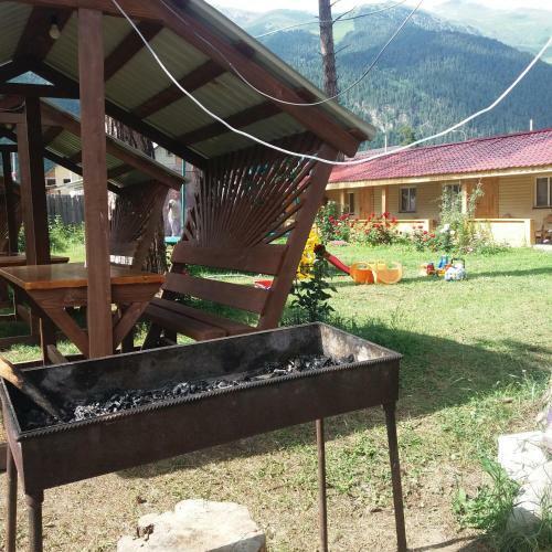 Hostal Guesthouse Sosnovyi Rai