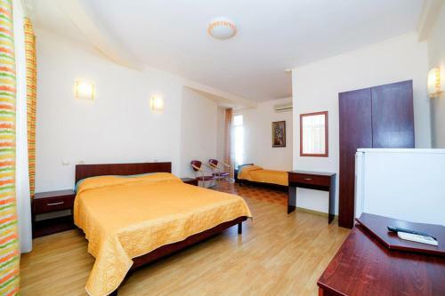 Hotel Chernomorskaya