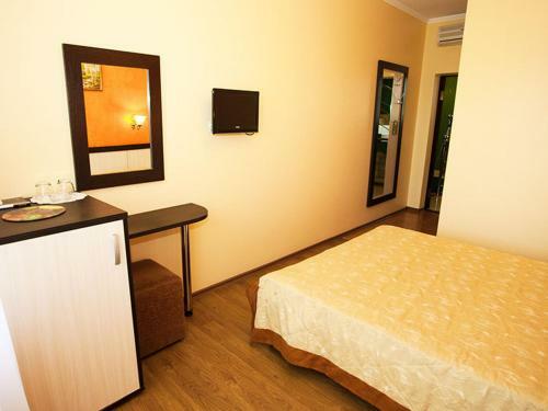 Hostal Yunona Guest House