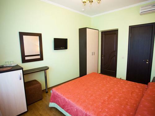 Hostal Yunona Guest House