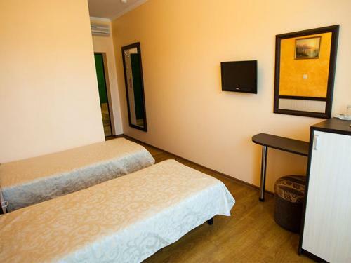 Hostal Yunona Guest House