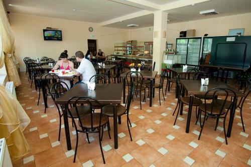 Hostal Yunona Guest House