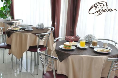 Salute Hotel