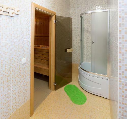 Hotel Garazh