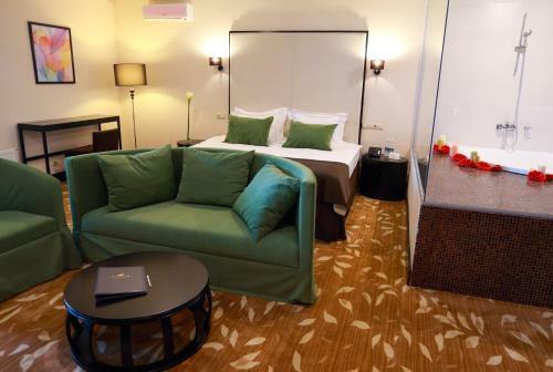Garden Hotel And Spa