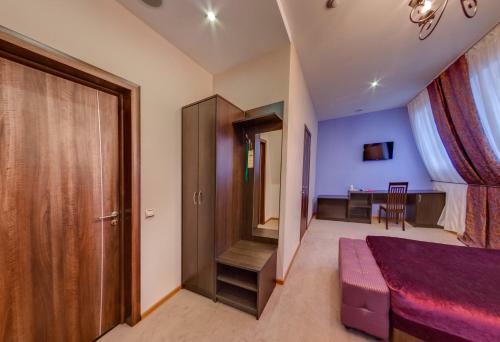 Elbrus Hotel