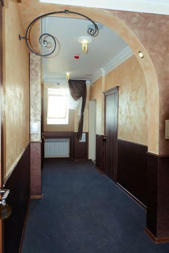 Elbrus Hotel