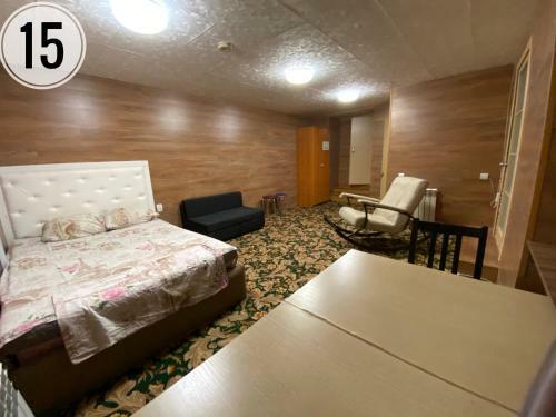 Posada Parizhski Dvor Inn