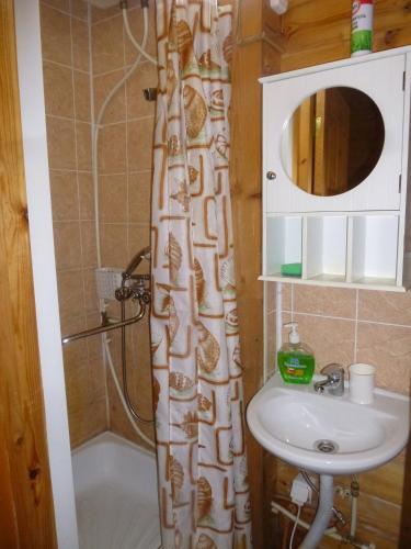 Posada Guest House In Bugrovo
