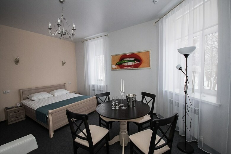 Hotel ????????? "?????"