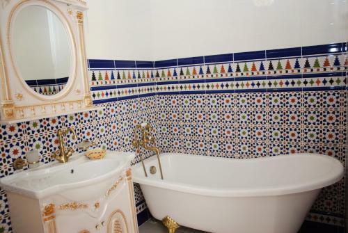 Hotel Gostinitsa Piramida