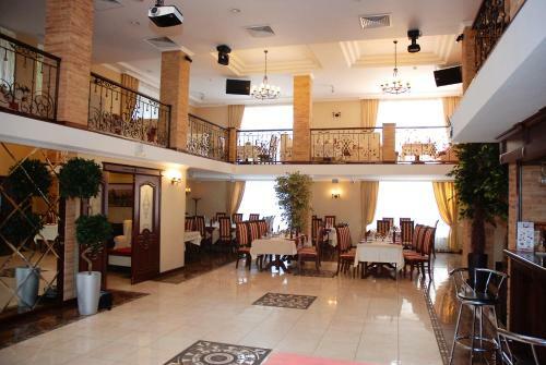 Hotel Gostinitsa Piramida
