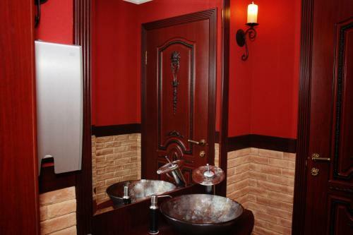 Hotel Gostinitsa Piramida