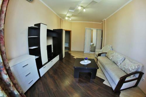 Apartment On Kolkhoznaya