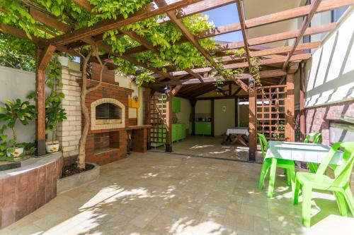 Hostal Guest House Na Krymskoy